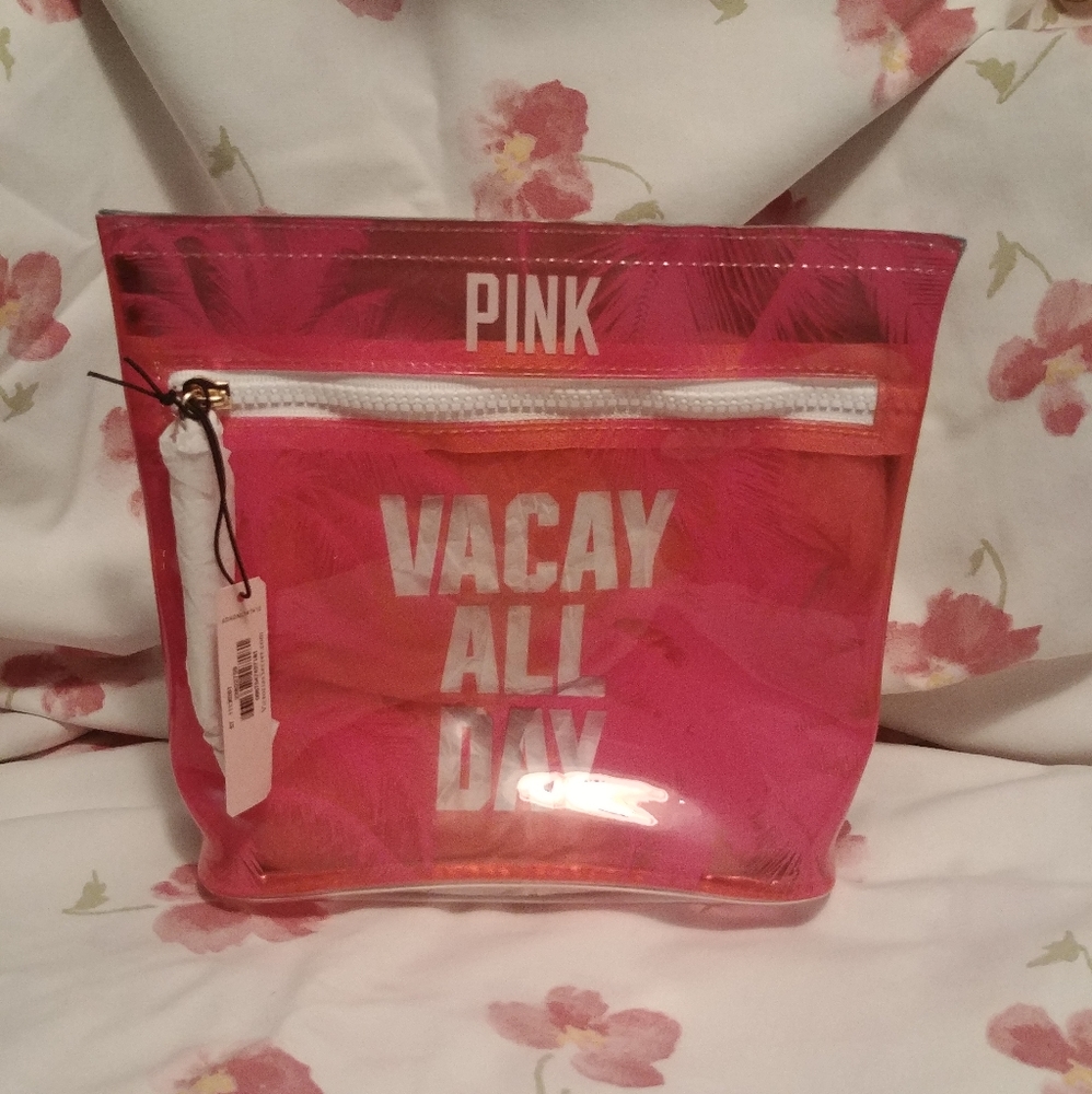 FINAL PRICE ✨**NWT**Pink by v.s Cosmetic bag